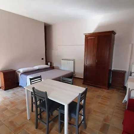 Il Borgo Di Cornillo